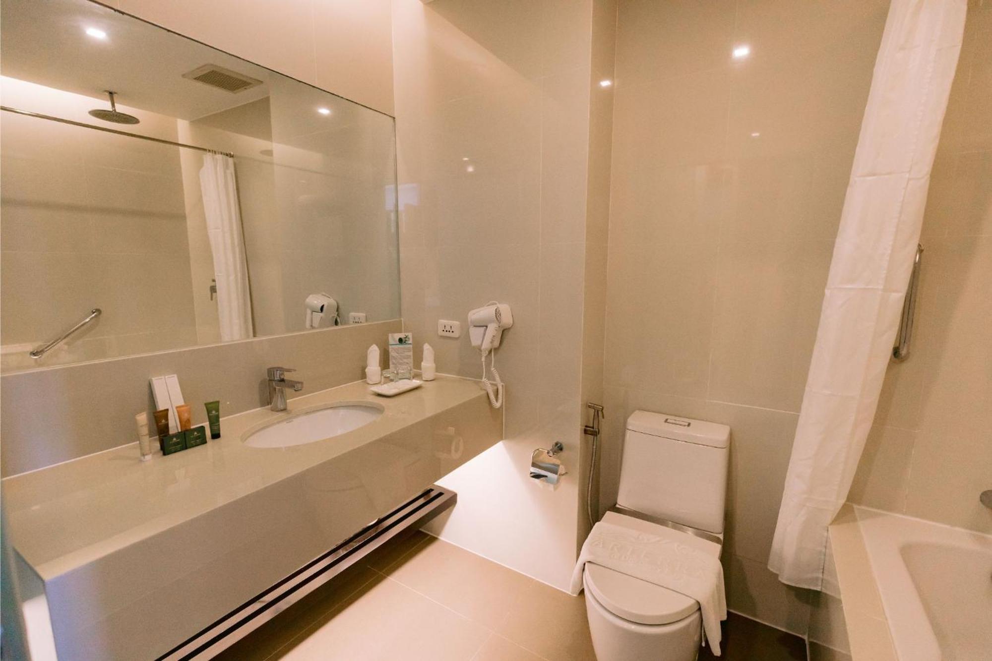 Arterra Seaview Resort Lapu-Lapu City Zewnętrze zdjęcie