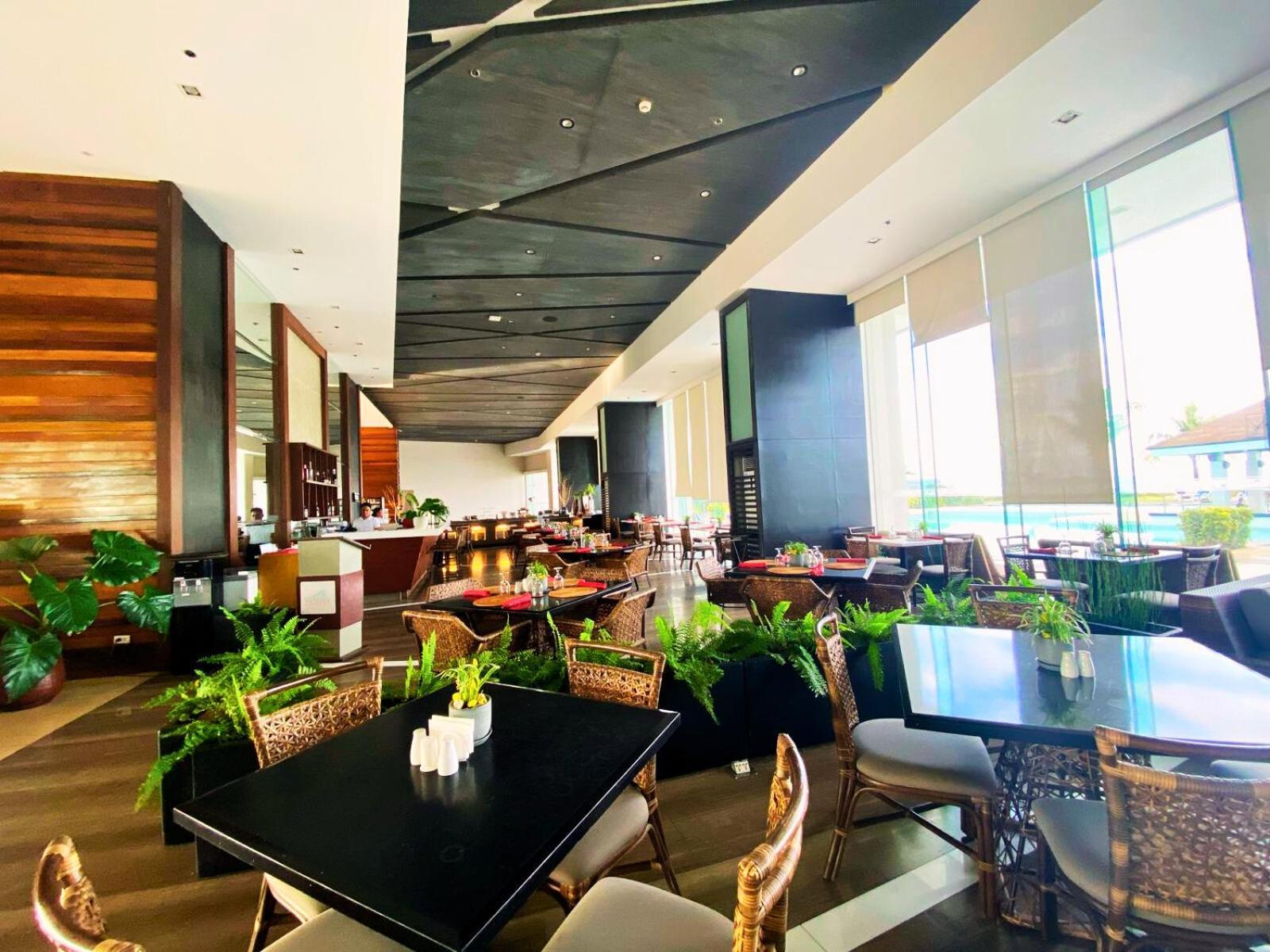 Arterra Seaview Resort Lapu-Lapu City Zewnętrze zdjęcie