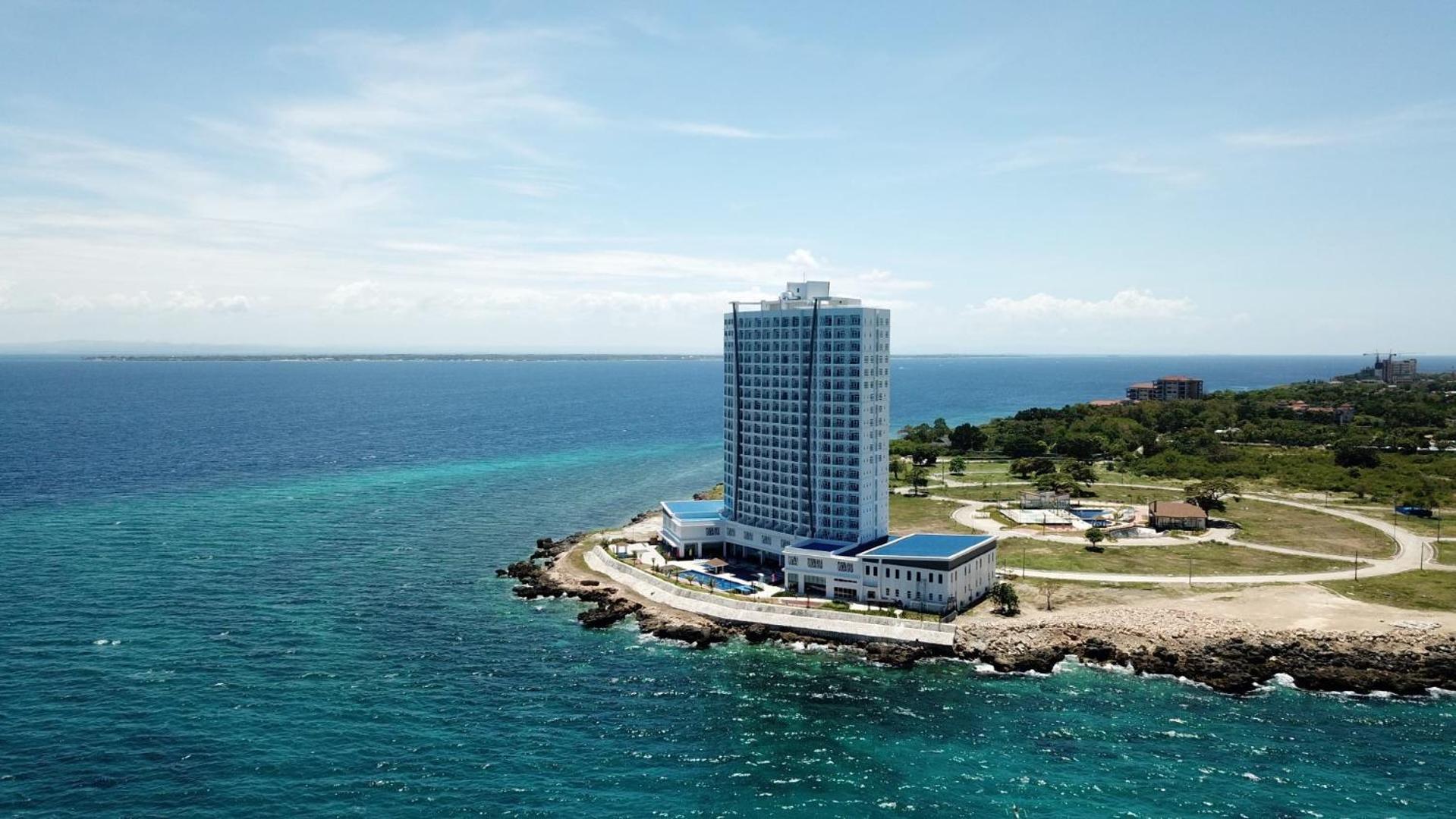 Arterra Seaview Resort Lapu-Lapu City Zewnętrze zdjęcie